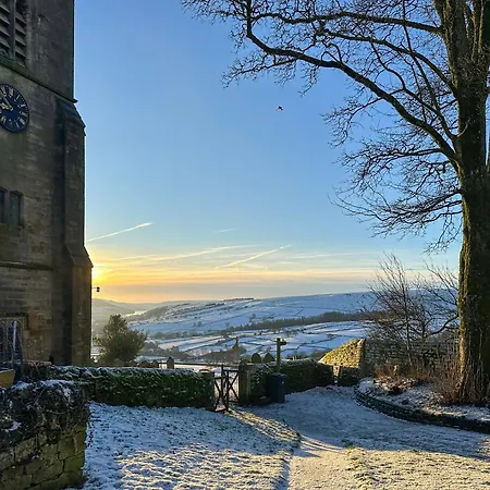 Martinsgate Snug * Middlesmoor