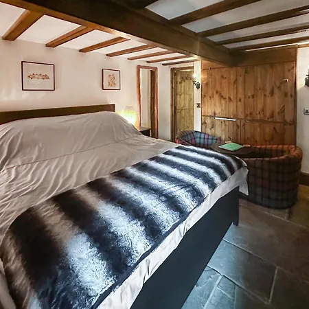 Martinsgate Snug * Middlesmoor